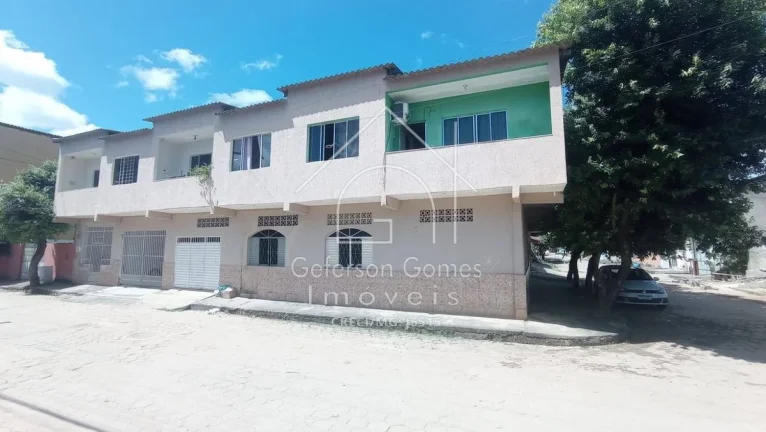 Imagem Prédio à venda - Com 06 Apartamentos - Vila Nova - Mantena - MG