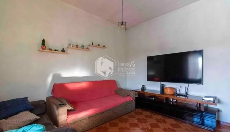 Imagem Sobrado à venda com 3 quartos , 5 banheiros e 3 vagas de garagem , bom para morar e excelente para investidor Vila Carmosina, São Paulo, SP