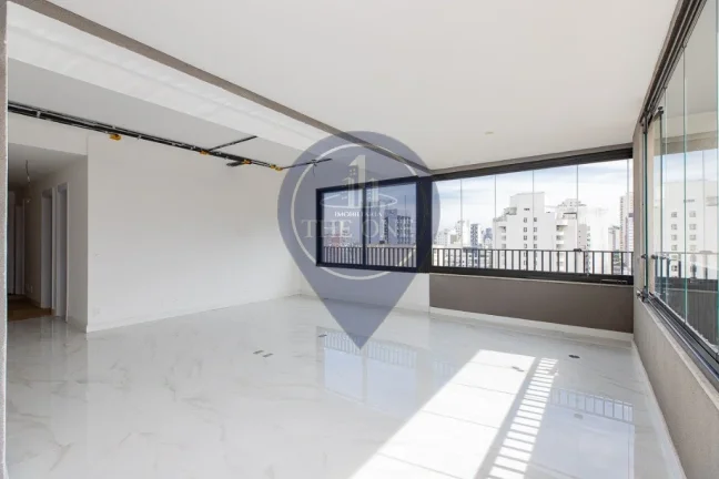 Imagem Apartamento à venda em Pinheiros, São Paulo-SP: 3 quartos, 2 salas, 5 banheiros, 2 vagas de garagem, 164,00 m² de área.