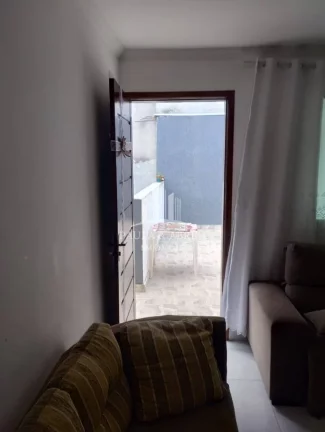 Imagem São 2 Casas Térreas com 4 e 2 Cômodos, 250m², 1 Suíte, 4 Vagas, Escritura no Jardim Esperança, Mauá-SP