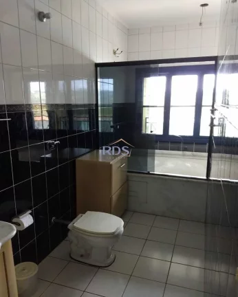 Imagem Vende casa de frente para represa de Igarata