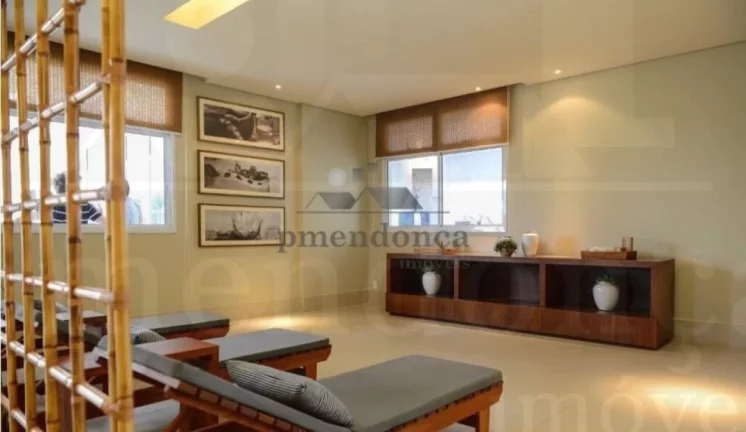 Imagem Apartamento em andar alto, com excelente vista, varanda envidraçada, living para 02 ambientes, 03 d...