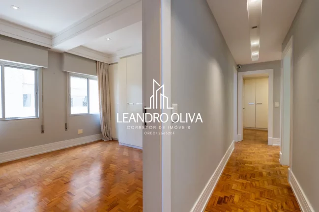 Imagem Condomínio Planalto - Apartamento tipo para venda em Cerqueira César com 3 quartos, sendo 2 suítes, 240m²