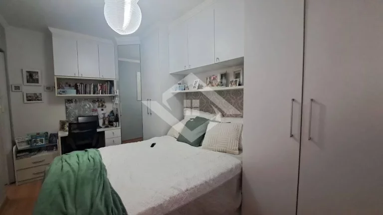 Imagem Apartamento- Varanda- 2 quartos- 51m²- Cascadura