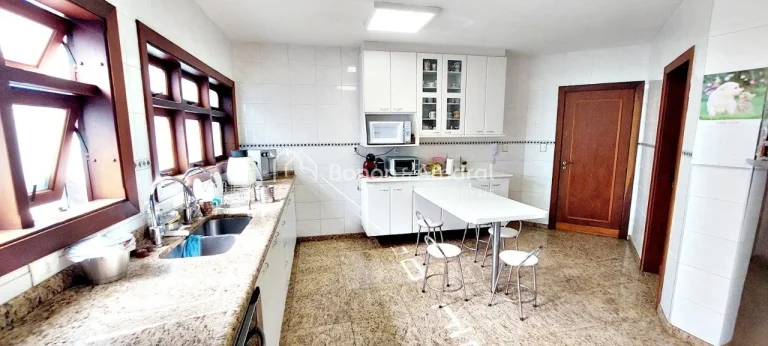 Imagem Casa Térrea a Venda, Linda, Charmosa e Aconchegante, Rica em Armários, Condomínio Fechado, Bairro...