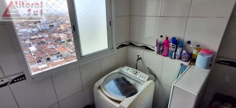 Imagem Apartamento à venda na Vila Assunção, Praia Grande-SP: 1 quarto, 1 sala, 1 banheiro, 1 vaga, 42m² de área!