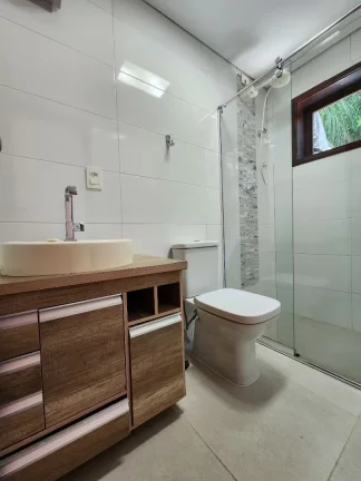 Imagem Casa à venda com 5 Dormitórios 3 suítes, 407m² de área construída - Riviera de São Lourenço - Bertioga SP.