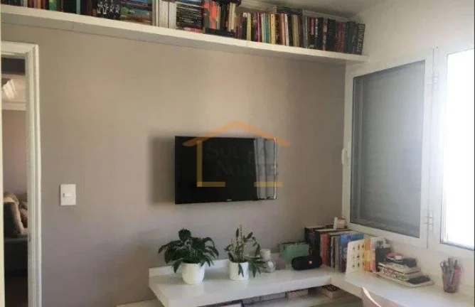 Imagem Cobertura duplex, 140m², possui 3 dormitórios, sendo 1 suíte, todos com pisos de madeira, proporc...