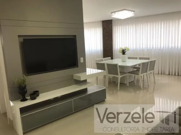 Imagem Apartamento 4 ou + dormitórios para Venda em Balneário Camboriú / SC no bairro Centro