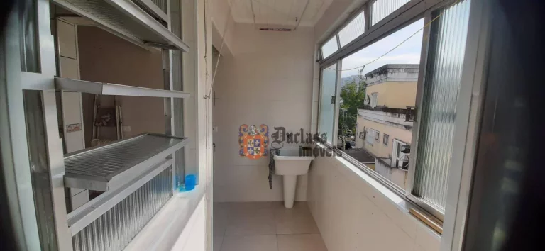 Imagem Apartamento com 2 dormitórios à venda, 77 m² por R$ 450.000 - Ponta da Praia - Santos/SP