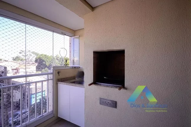 Imagem Apartamento com 3 dormitórios e 2 banheiros em Vila das Mercês/SP!