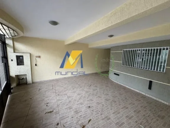Imagem Sobrado à Venda com 264m², 4 dormitórios, 1 suíte, 2 salas e 2 vagas!!!