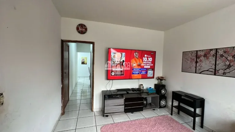 Casa à venda no bairro Estados Unidos - Uberaba