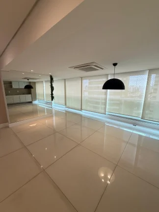 Imagem Amplo Apartamento no Caminho das Árvores em Salvador Novo