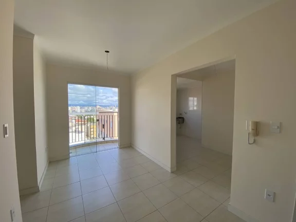 Imagem Apartamento de 2 Dormitórios à Venda no Condomínio Biarritz