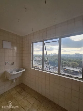 Imagem Apartamento amplo no Alto da Boa vista a 200 metros do metro com 2 dormitorios