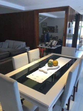 Imagem Casa á venda em condomínio fechado bougainville