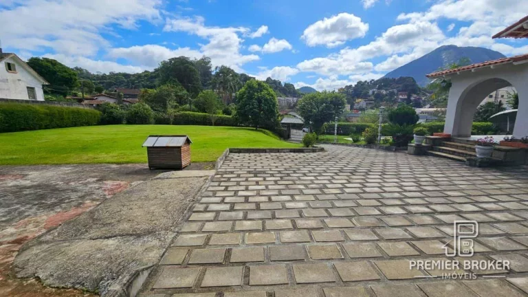 Imagem Casa à venda, 240 m² por R$ 3.499.000,00 - Bom Retiro - Teresópolis/RJ