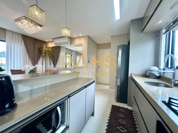 Imagem Ótimo apartamento finamente mobiliado localizado no Saguaçu próximo ao BONJA. Possui 91,96m² pri...