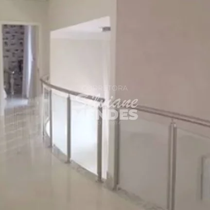 Imagem Magnífica casa com 4 suítes ( sendo 1 master e duas com closet)