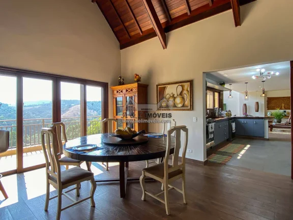 Imagem Casa condomínio Santo Antônio Pinhal 5 suítes vista Pedra do Baú