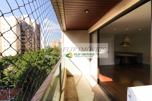 Imagem Lindo apartamento para venda com 132 m² com 4 quartos e 2 vagas de garagem no Cambuí - Campinas - SP