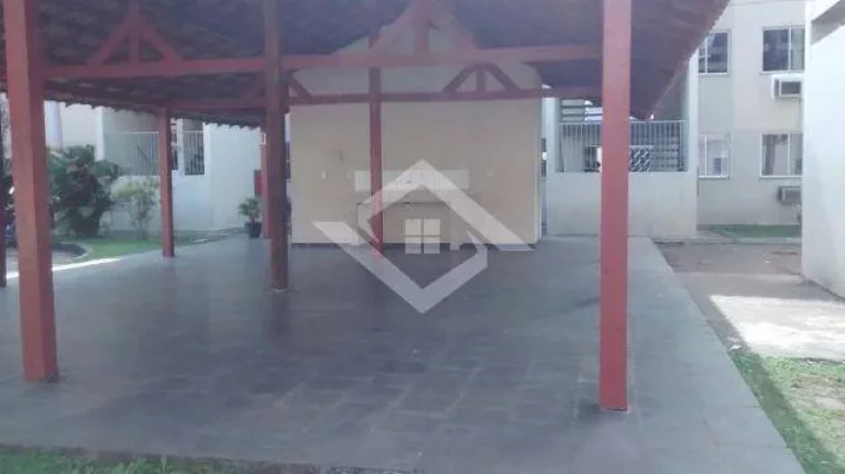 Imagem Apartamento em Inhoaíba com 2 Quartos, Condomínio Clube
