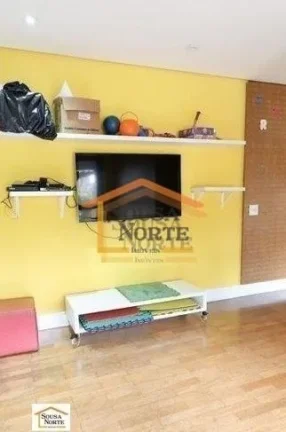 Imagem Apartamento mobiliado, 3 dormitórios, sendo 1 suíte, 79m² de área útil, 2 vagas de garagem e um...