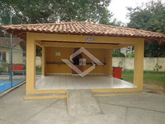 Imagem Apartamento à Venda em Inhoaíba 2 Quartos, 50m², Vaga de Garagem