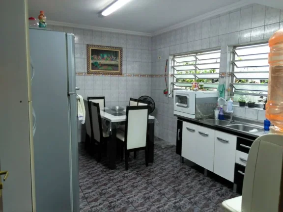 Imagem Sobrado Maravilhoso com 225 m² 3 Dormitórios com Suíte 2 Vagas de Garagem
