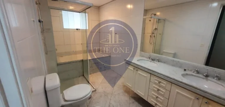 Imagem Apartamento de luxo na Vila Nova Conceição, São Paulo-SP: 4 quartos, 4 suítes, 2 salas, 5 banheiros, 4 vagas, 212m².