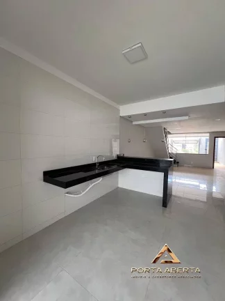 Imagem Casa Duplex 03 quartos sendo 01 suíte - Residencial Bethânia - CÓD 936