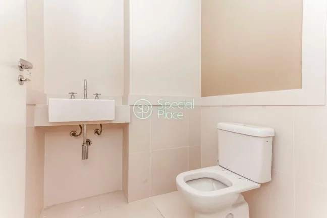 Imagem Simplesmente espetacular. Linda cobertura com 420m2, 4 dormitórios ( 4 suítes ) e 6 vagas na garag...