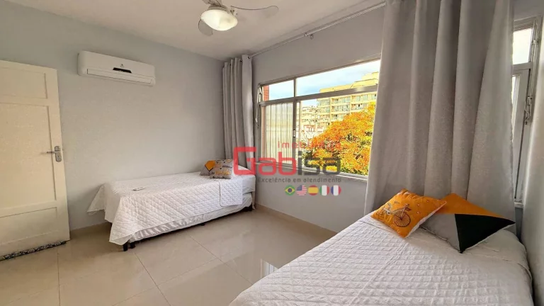 Imagem Apartamento com 2 dormitórios à venda, 68 m² por R$ 525.000,00 - Centro - Cabo Frio/RJ