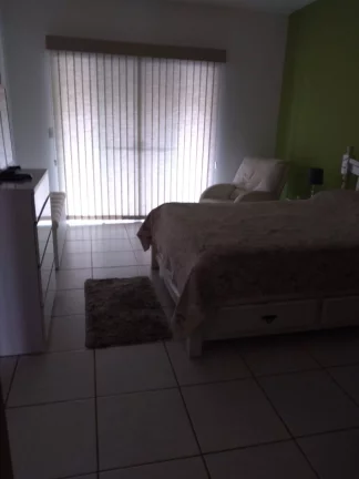 Imagem ATENÇÃO - Casa espetácular pertinho da praia.