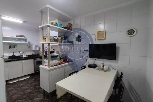 Imagem Luxuoso apartamento à venda na Aclimação, São Paulo-SP: 3 quartos, 1 suíte, 4 salas, 3 banheiros, 1 vaga, 140 m².