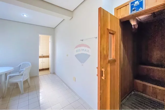 Imagem Apartamento de 82m² | 3 Dormitórios (1 Suíte) | 2 Vagas Fixas | Condomínio com Piscina, Sauna, Horta e Gerador