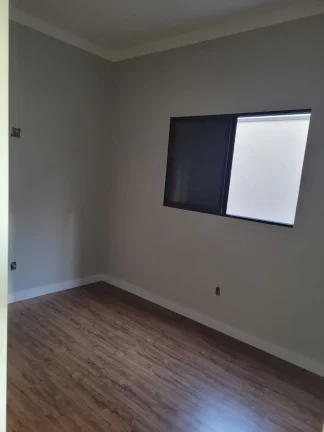 Imagem VENDE-SE CASA NOVA NO PRIMO MENEGHETI II