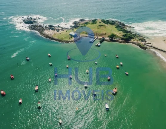Imagem Seu Refúgio à Beira-Mar na Praia da Armação Único edifício alto