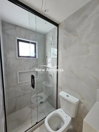 Imagem Casa duplex com 3 suítes à venda em Colina de Laranjeiras - Serra