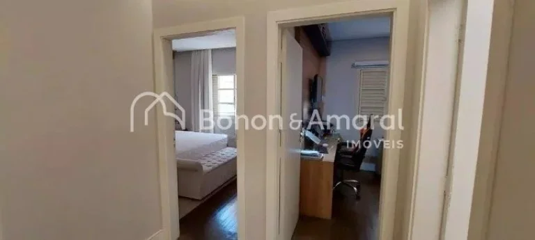 Imagem Linda casa térrea com 166,63m², acabamento em porcelanato, granito e vinílico. Conta com 3 quarto...