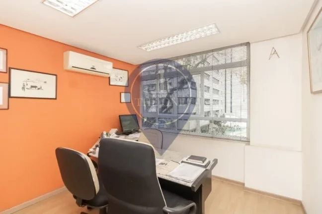 Imagem Oportunidade Única: Conjunto Comercial à Venda em São Paulo - 2 Salas, 4 Banheiros, 202m² na Consolação!