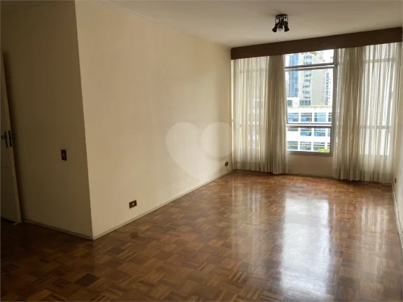 Imagem Apartamento à venda com 3 quartos, sendo 1 suíte, no condomínio Solar Castro Marim, São Paulo - SP