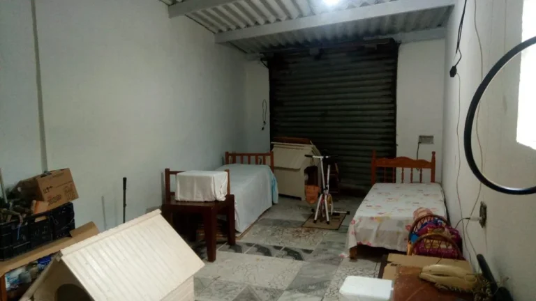 Imagem Casa para Venda em Praia Grande, Vila Caiçara, 2 dormitórios, 1 suíte, 2 banheiros, 5 vagas