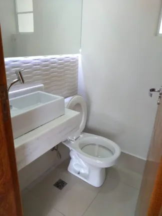 Imagem Encante-se com esta casa moderna e aconchegante no Vila Carvalho Disponivel para venda e locação