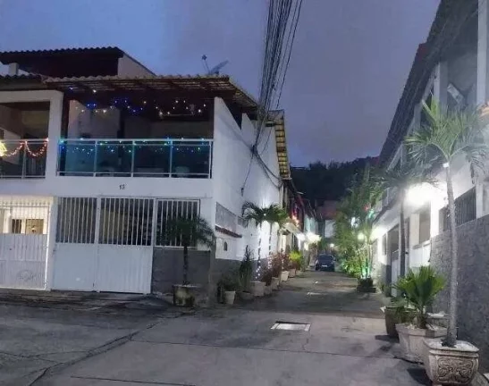 Imagem Casa de condomínio à venda em São Gonçalo, Mutondo, com 2 quartos, 170m2