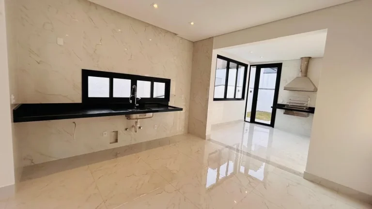 Imagem CASA 4 SUÍTES EM CONCEITO ABERTO COM ACABAMENTO DE ALTO PADRÃO CONDOMÍNIO CYRELLA