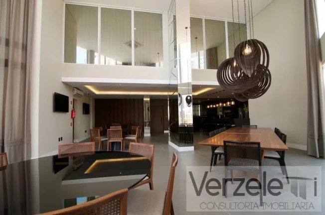 Imagem Apartamento 4 ou + dormitórios para Venda em Balneário Camboriú / SC no bairro Barra Sul