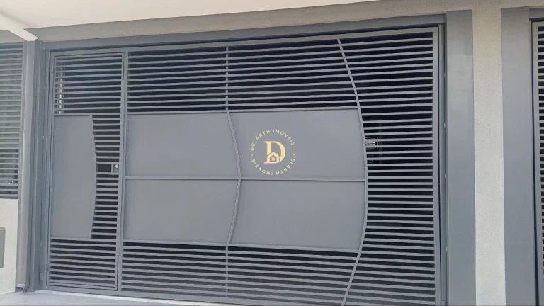 Imagem Sobrado - Jardim das Industrias - 3 Dormitórios - (1 suite) -168m²
