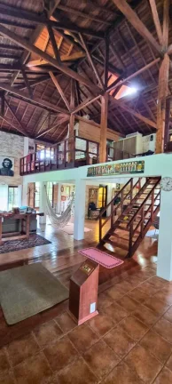 Imagem Refúgio de montanha com rio privativo e arquitetura autoral em Gonçalves